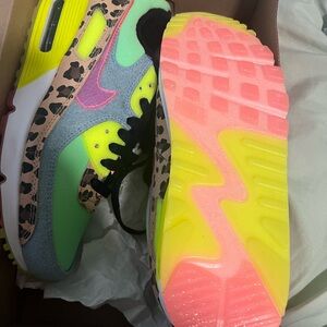 Nike Airmax 90s dance floor green 9.5 leopard neon nib